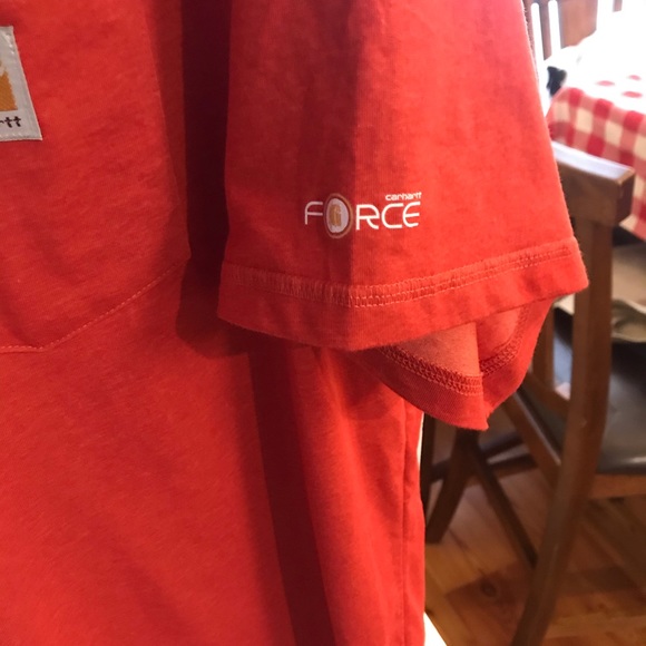 CARHARTT WOMANS SHIRT! - Picture 2 of 4